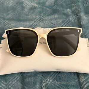 GENTLE MONSTER Cream Sunglasses